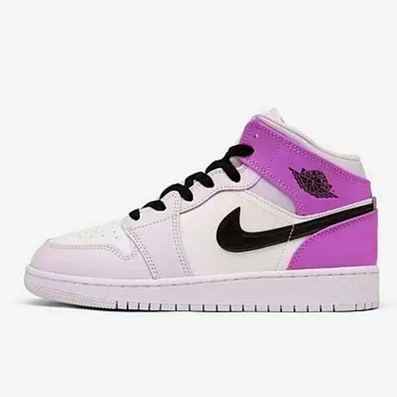 Air Jordan 1 Mid (GS) - Picture 4 of 7